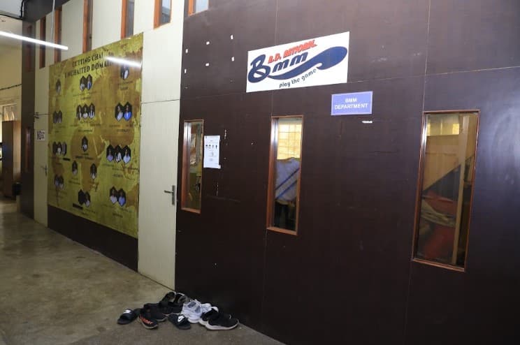 R.D. & S.H. National College And S.W.A. Science College Mumbai Classes & labs photo 8